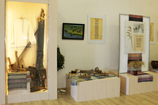 Выставка «Плуг и борозда» открылась в Белозерске к 100-летию поэта Сергея Викулова 